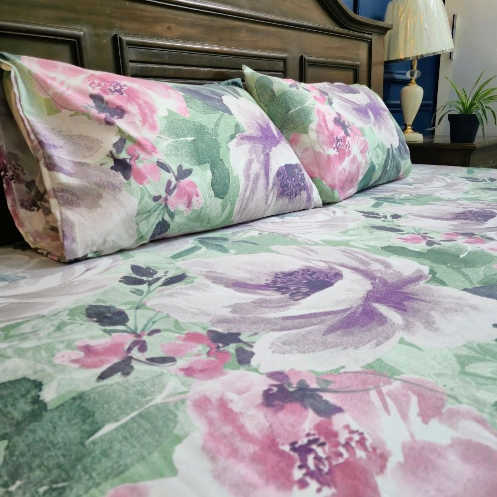 Comfortable  king size bedsheet with breathable material